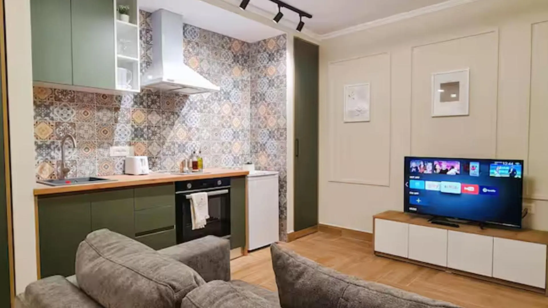Well-Equipped Apartment In Tirane, Qarku I Tiranes, Albania